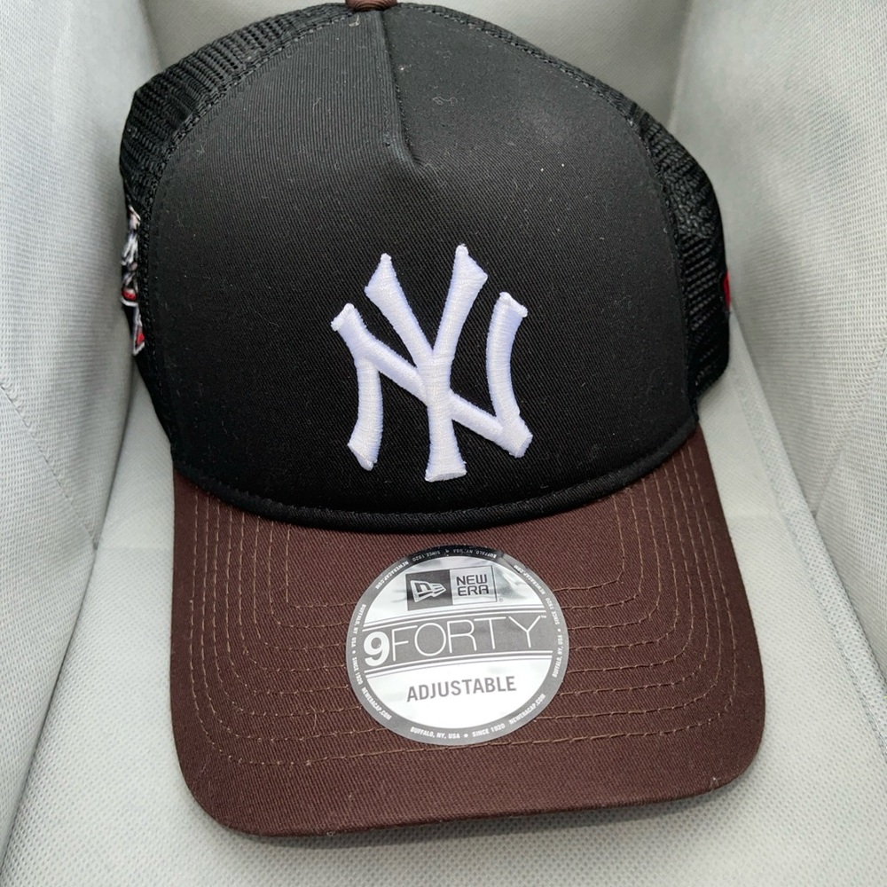 New Era Black & Brown 9FORTY Adjustable Trucker Cap with White NY Logo